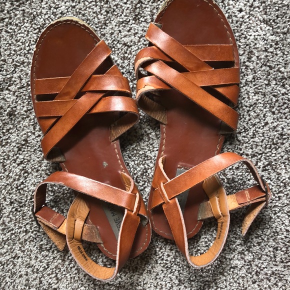 Steve Madden leather sandals size 7 - Picture 1 of 2
